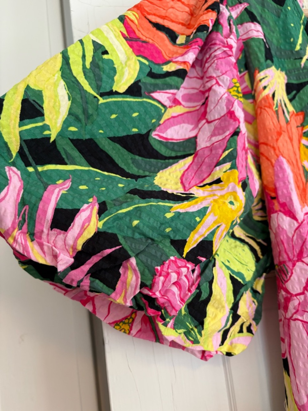 H&M NWT Tropical Floral Maxi Wrap Dress. Size XL. Viscose/Cotton. Adjustable - Picture 3 of 16